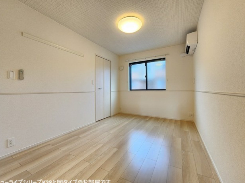 パルミエＢの洋室