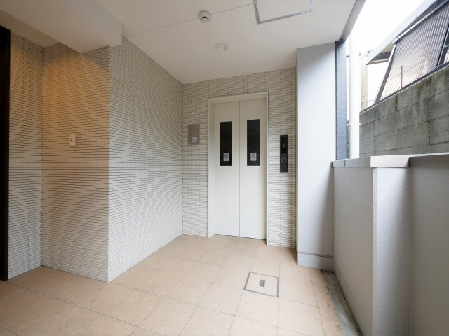 グランパシフィック恵美須西のロビー