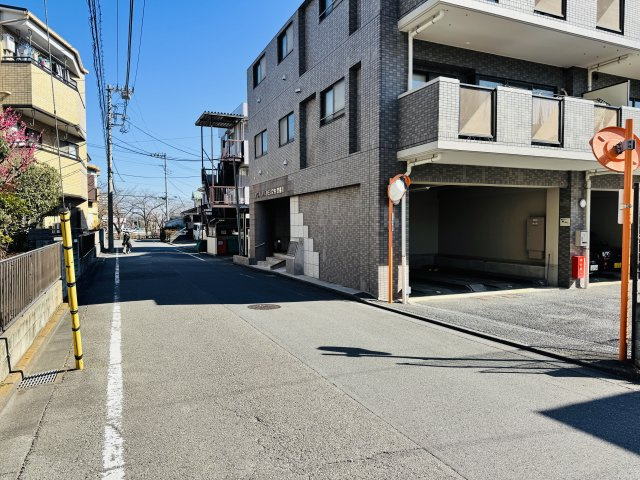 ビッグヴァン京王堀之内弐番館の周辺|～落ち着きのある住環境です～