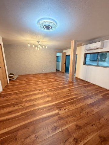 柏崎市春日レントハウスの内装