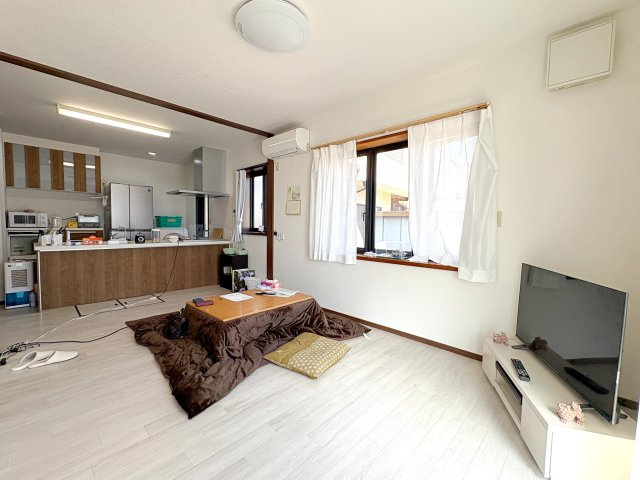 【居間・リビング】 | 比企郡滑川町大字羽尾　中古戸建