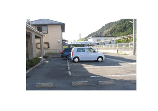 【駐車場】