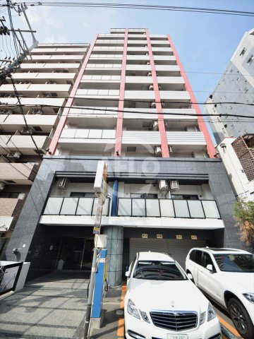 Blue bee桜川駅前