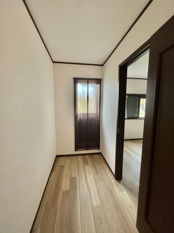 泉佐野市日根野　戸建のその他共用部分|バルコニーへの通路