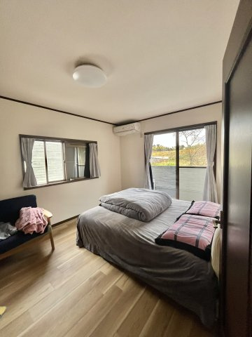 泉佐野市日根野　戸建の洋室