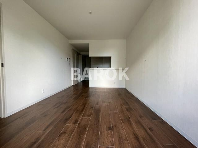 FS GARAGE小戸の居間・リビング