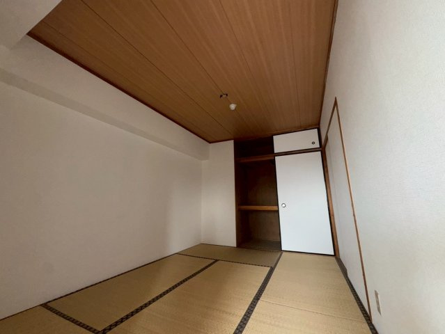 -三丁目不動産-　ダイアパレス本庄　工事の和室