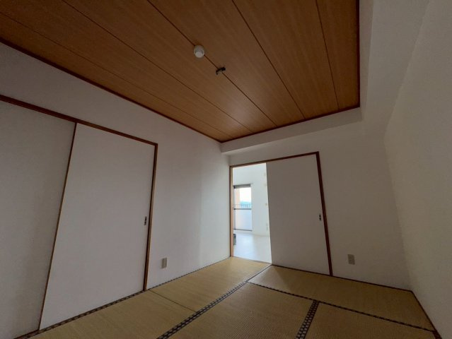 -三丁目不動産-　ダイアパレス本庄　工事の和室