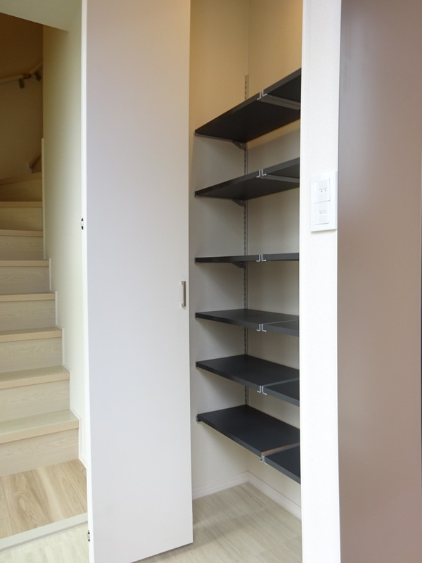 コルサージュの玄関