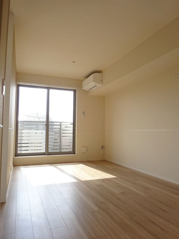 コルサージュの居間・リビング