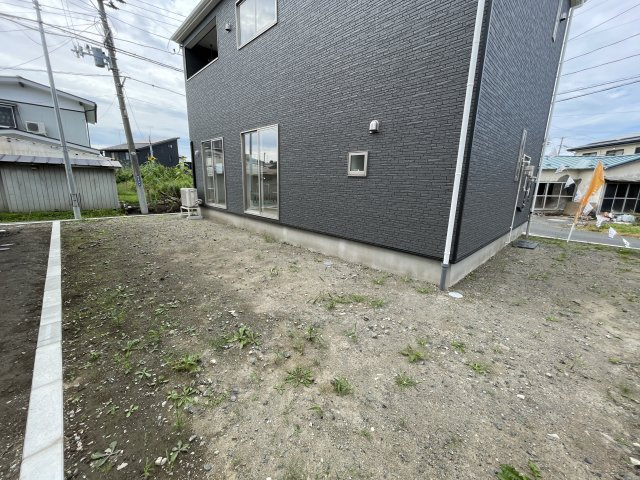 八戸市糠塚第4ｰ1号棟の庭