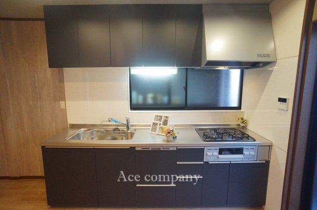 【キッチン】 | 東大阪市御厨栄町2丁目 | 食洗機付きのシステムキッチン新調です☆3口ガスコンロ☆