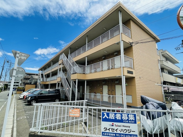 グランドール・エイトの外観