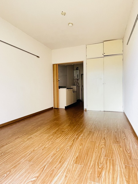 グランドール・エイトの洋室