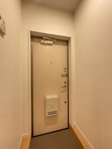 W・LIVE・江古田の玄関