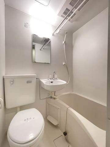 W・LIVE・江古田の浴室