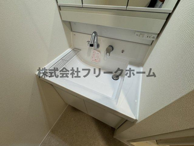 三鷹市牟礼６丁目の賃貸マンションの洗面所