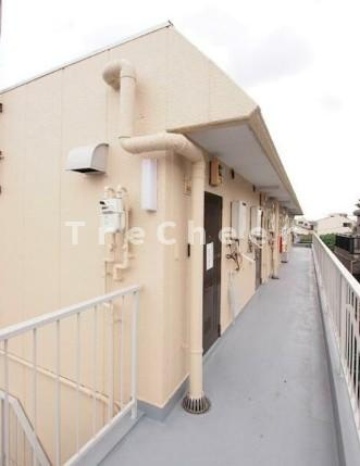 ナガタマンションのエントランス