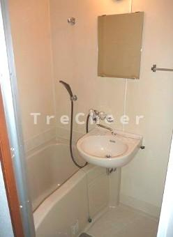 ナガタマンションの浴室