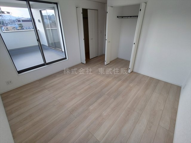 【寝室】の画像