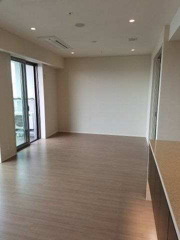 ワテラスタワーレジデンスの居間・リビング