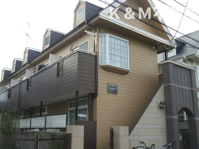 リリックハウス