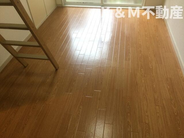 リリックハウスの寝室|使い勝手のいい寝室です