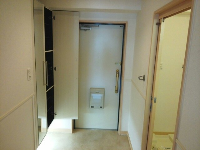 アプリコット　こさかの玄関