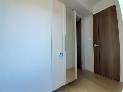 【玄関】 | レーヴ・フルリールⅢ | 明るい玄関です