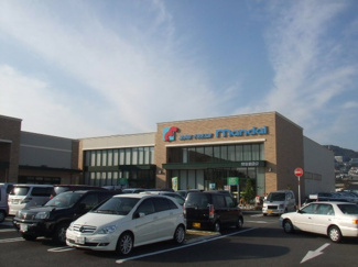 【周辺】 | シャインヒルズ | 万代南花屋敷店まで1,165ｍ