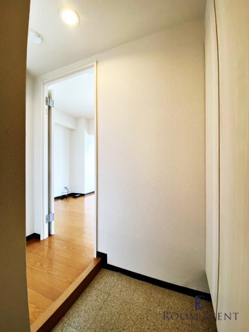 プリマベーラ名駅の玄関