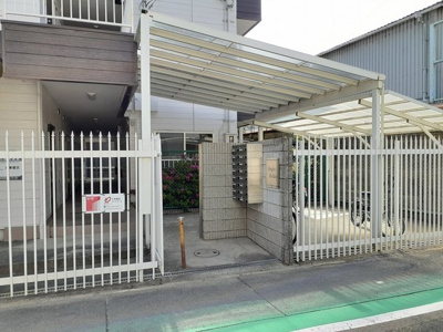 【エントランス】 | ハイツホリデー
