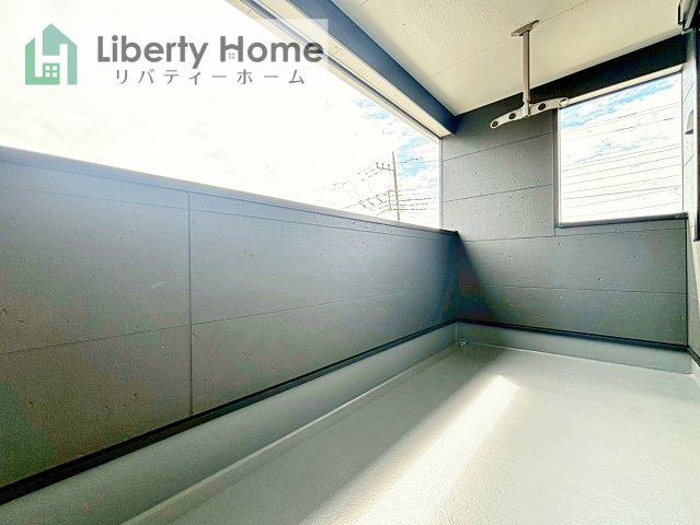 土浦市生田町第4　新築戸建　6号棟のバルコニー