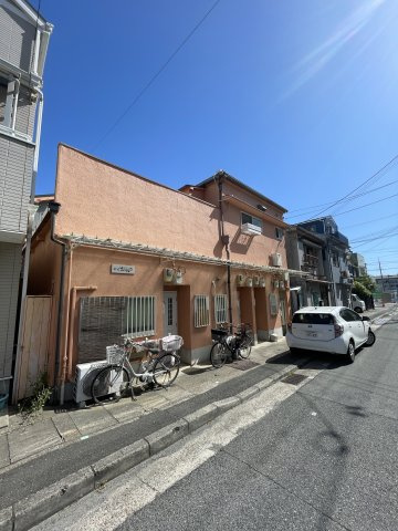 ハネオカハイツの外観