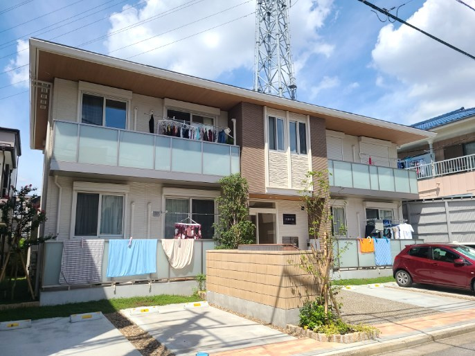 太陽の家の外観|★軽量鉄骨造２階建て！外観です★