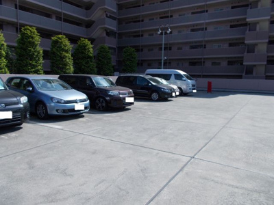 【駐車場】 | ステイツ千里中央