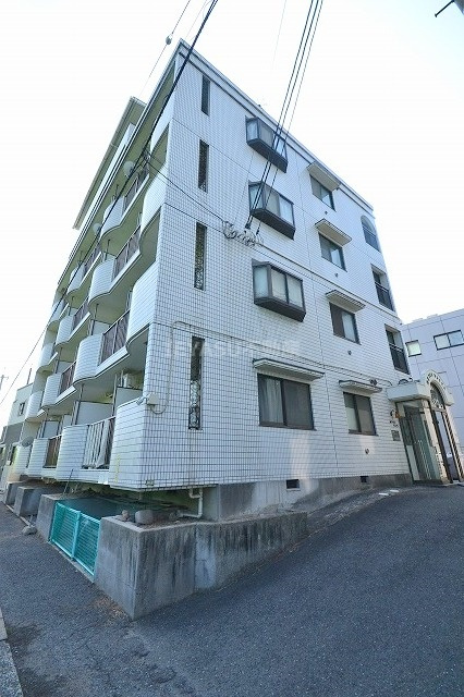 ホワイトヴィラ