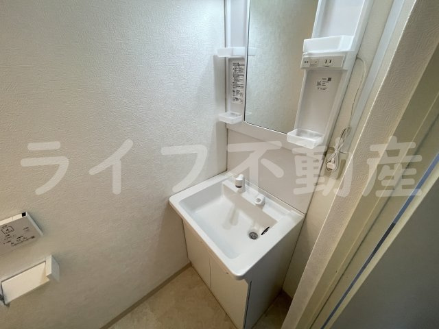 絹笠コーポの独立洗面台|独立洗面台、朝の身支度には欠かせません