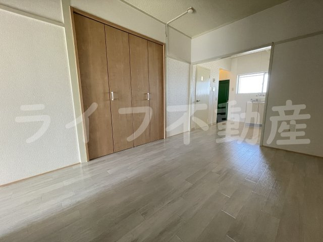 絹笠コーポの居間・リビング|居間です