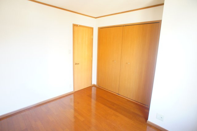 エトワ－ルの洋室