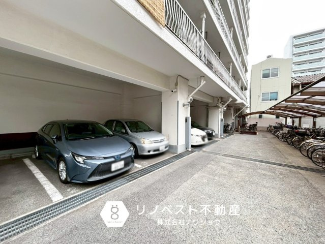 朝日プラザ今里の駐車場|【リノベスト不動産】リフォーム・リノベーションのご相談も承ります♪