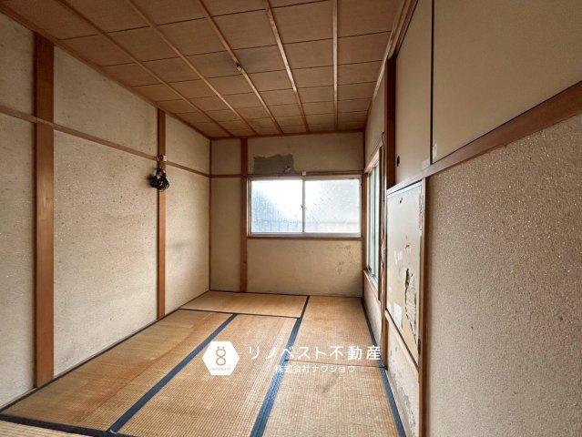 東大阪市吉田3丁目の和室|全居室に収納付きです♪