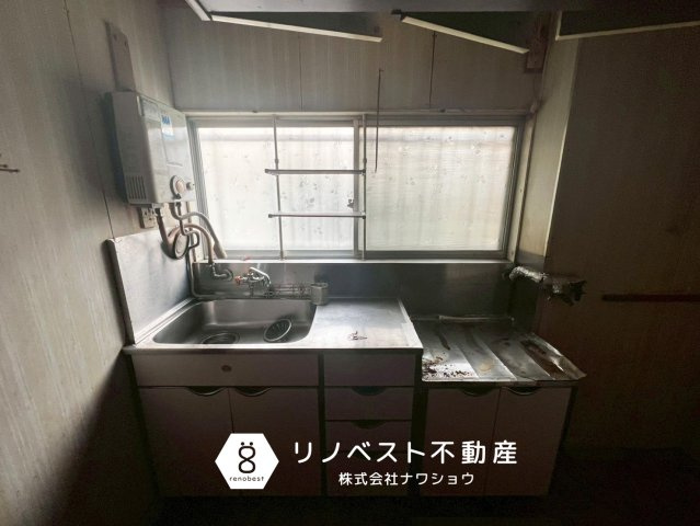 東大阪市新池島町1丁目のキッチン|コンロ設置可能◎
床下収納もございます♪