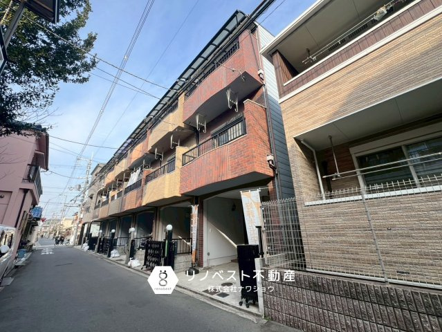 東大阪市新池島町１丁目の前面道路含む現地写真|【リノベスト不動産】弊社は近鉄大阪線・奈良線『布施』駅から徒歩2分の場所にございます♪
