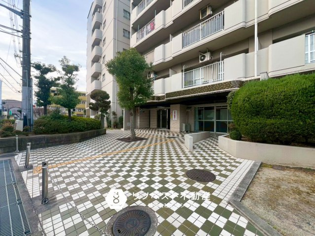 正起花園ハイツのエントランス|【リノベスト不動産】東大阪市・生野区・東成区での物件探しは弊社にお任せください！
