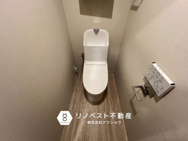 第一シャトー八戸の里のトイレ|【リノベスト不動産】弊社は近鉄大阪線・奈良線『布施』駅から徒歩2分の場所にございます♪
