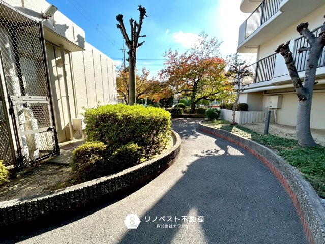 瓢箪山マンションのその他共用部分|マンションの周りには緑が多くすぐ近くに公園もございます！