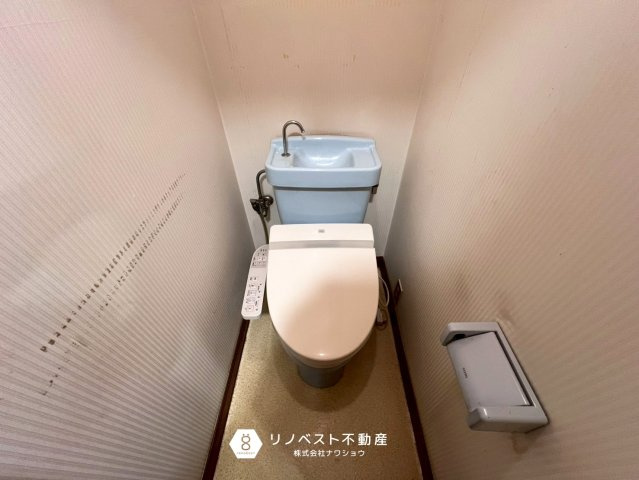 東成区中道4丁目のトイレ|ウォシュレット付きのトイレでございます。