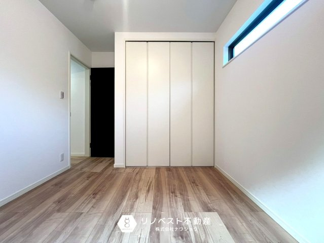 プロスピリティー善根寺町の洋室|各居室にクローゼットがあるので収納場所には困りません◎