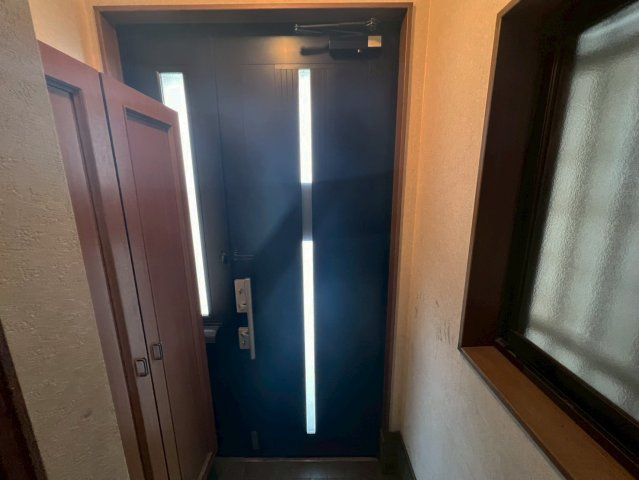 生野区桃谷５丁目の玄関|大容量のシューズボックス付き玄関です！